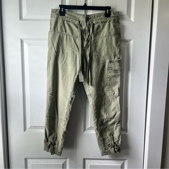Free People Don’t Get Lost Cargo Size 4 - Picture 1 of 5